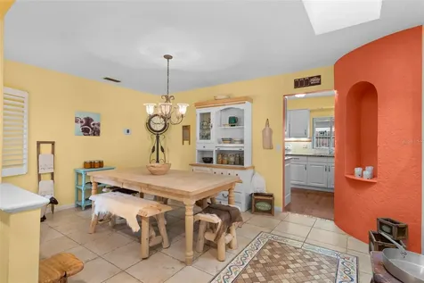8008 Fountain Avenue Tampa FL 33615