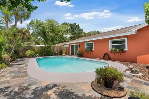 8008 Fountain Avenue Tampa FL 33615
