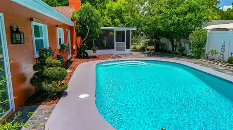 8008 Fountain Avenue Tampa FL 33615