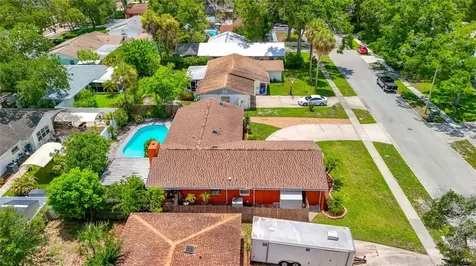 8008 Fountain Avenue Tampa FL 33615