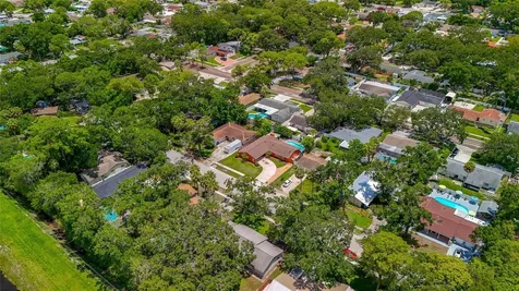 8008 Fountain Avenue Tampa FL 33615
