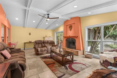 8008 Fountain Avenue Tampa FL 33615