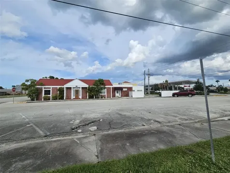 180A NW 3rd Avenue Okeechobee FL 34972