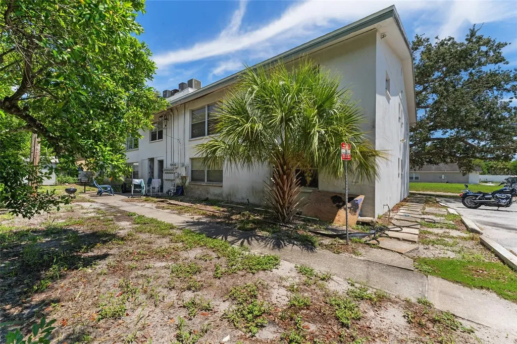 5845 Fairfield Avenue S St Petersburg FL 33707