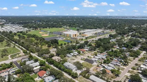 5845 Fairfield Avenue S St Petersburg FL 33707