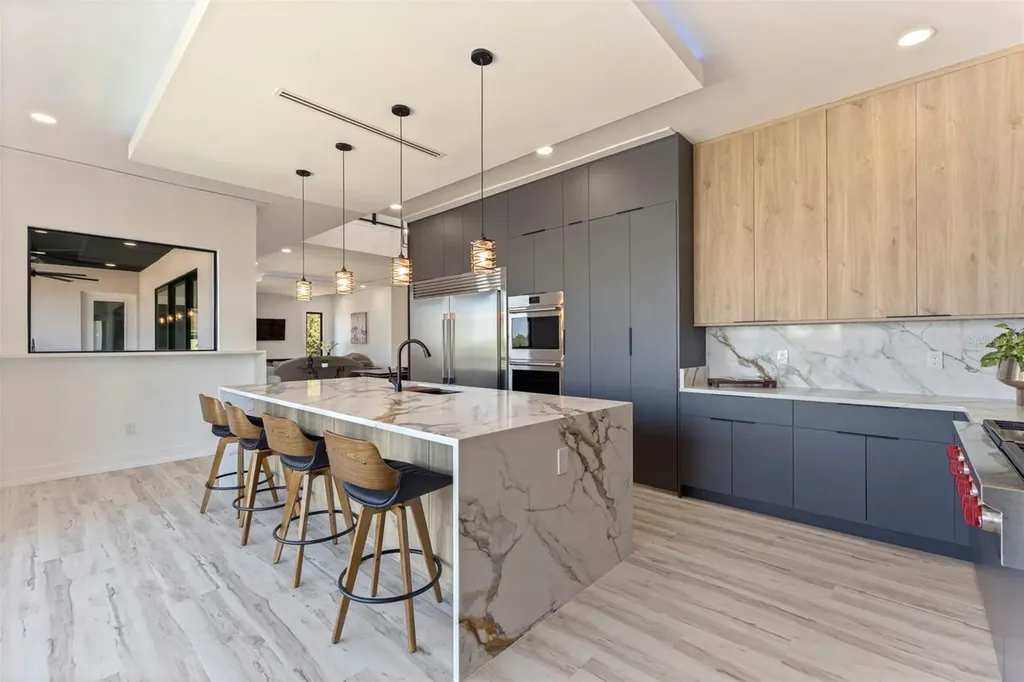 2121 Bayou Grande Boulevard NE St Petersburg FL 33703