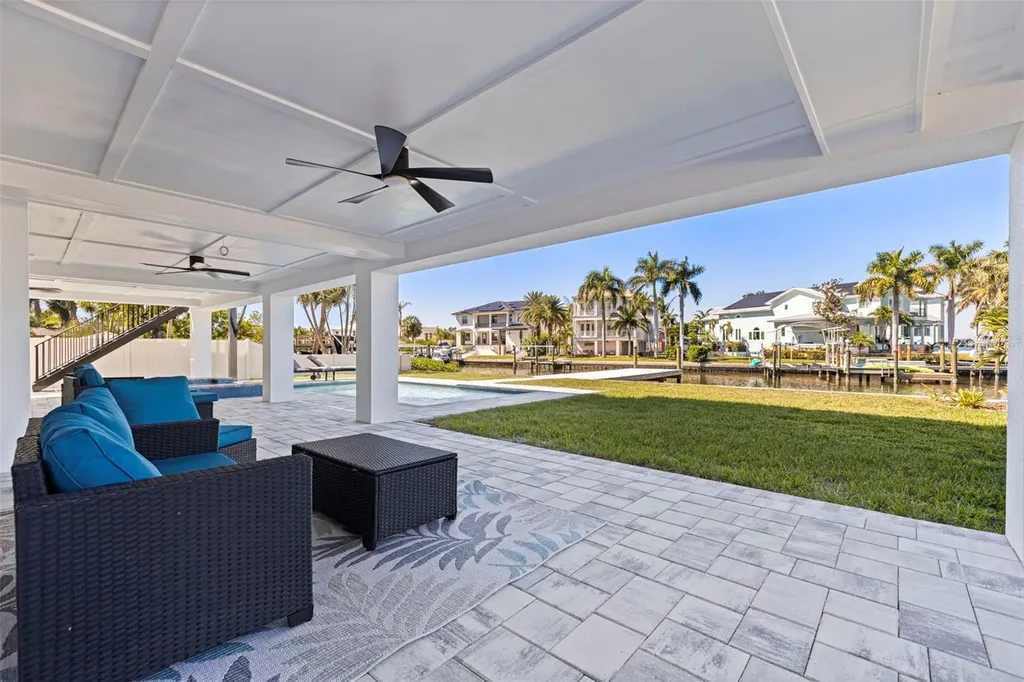 2121 Bayou Grande Boulevard NE St Petersburg FL 33703