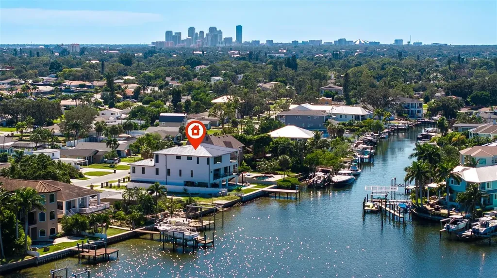 2121 Bayou Grande Boulevard NE St Petersburg FL 33703