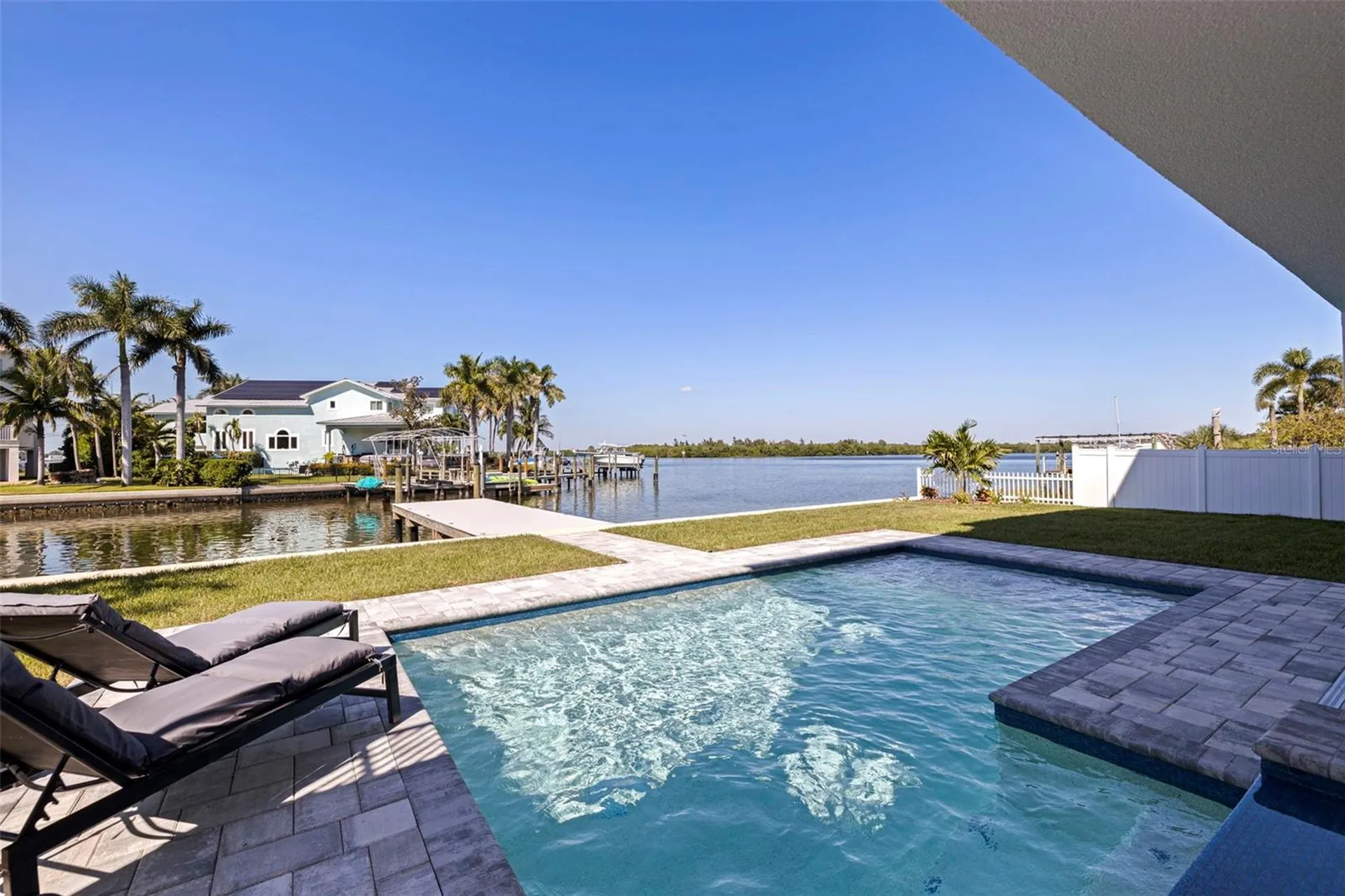 2121 Bayou Grande Boulevard NE St Petersburg FL 33703