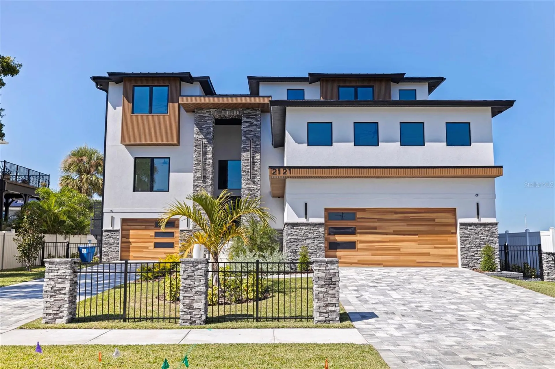 2121 Bayou Grande Boulevard NE St Petersburg FL 33703