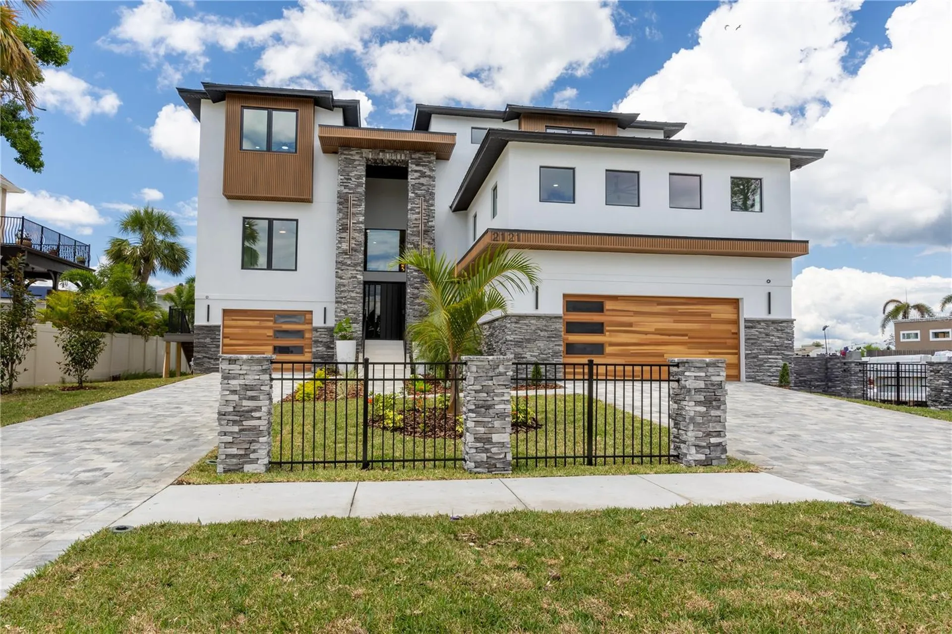 2121 Bayou Grande Boulevard NE St Petersburg FL 33703
