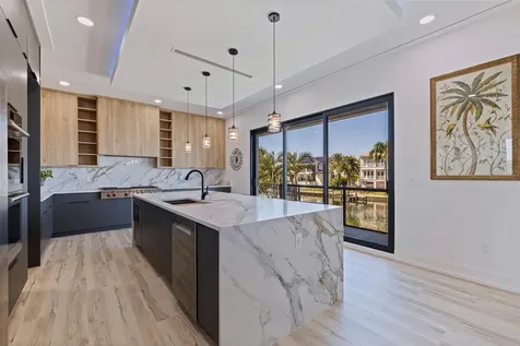 2121 Bayou Grande Boulevard NE St Petersburg FL 33703