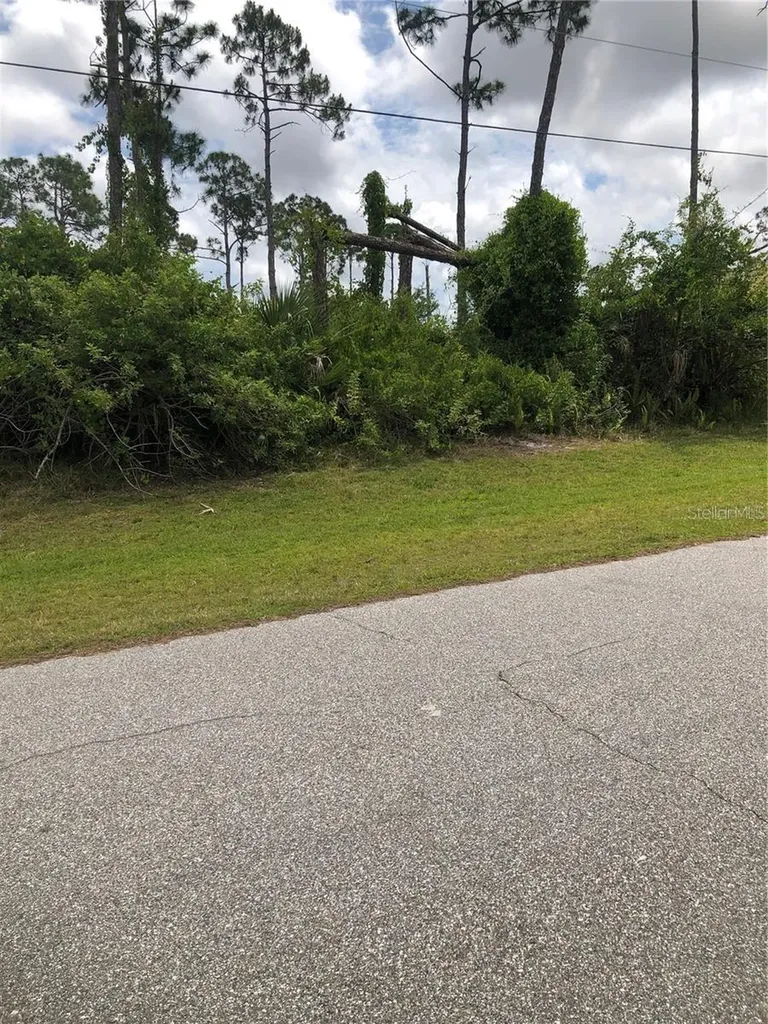 201 Jade Street Rotonda West FL 33947