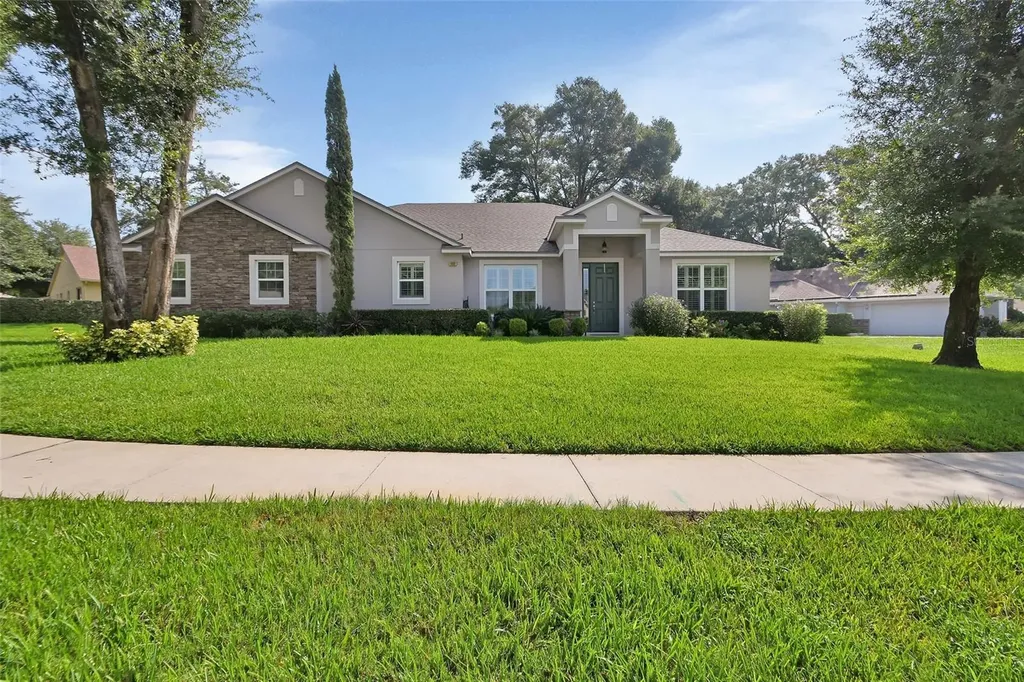 1491 Robinwood Drive Deland FL 32720