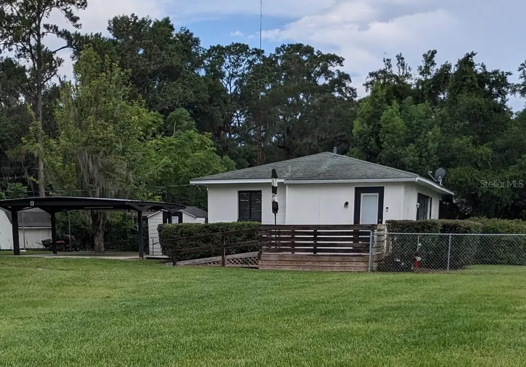956 NE 6th Street Ocala FL 34470