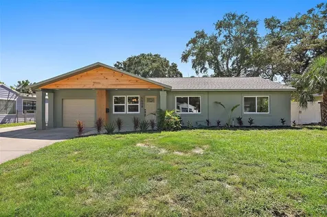 1108 Robinson Drive N St Petersburg FL 33710