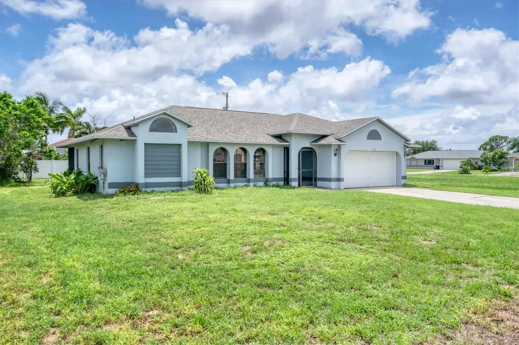 3819 SW 7th Avenue Cape Coral FL 33914