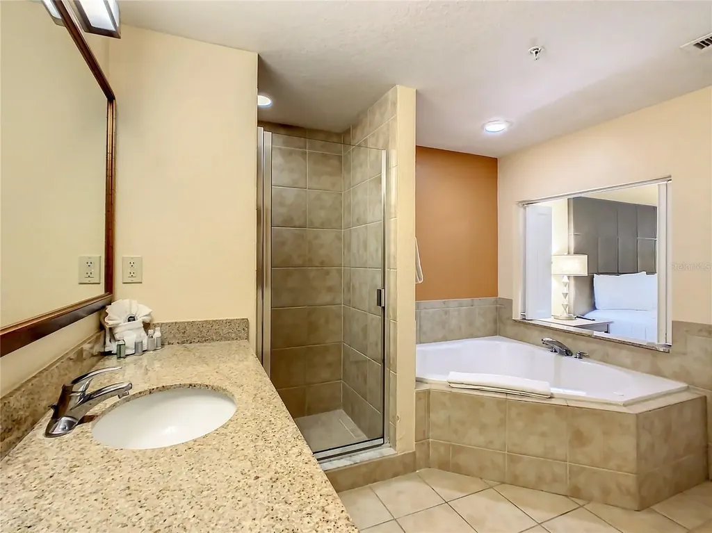 12538 Floridays Resort Drive Orlando FL 32821
