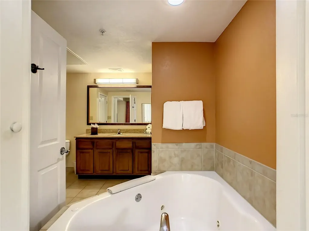 12538 Floridays Resort Drive Orlando FL 32821