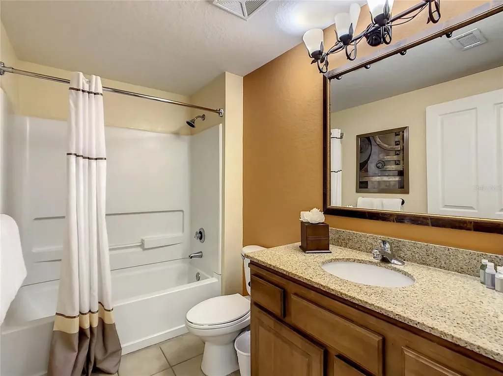 12538 Floridays Resort Drive Orlando FL 32821