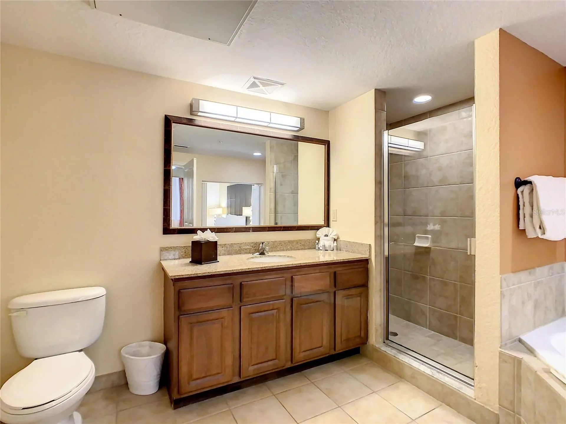 12538 Floridays Resort Drive Orlando FL 32821