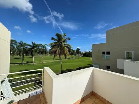 Villas De Golf East Dorado Del Mar Boulevard Dorado PR 00646