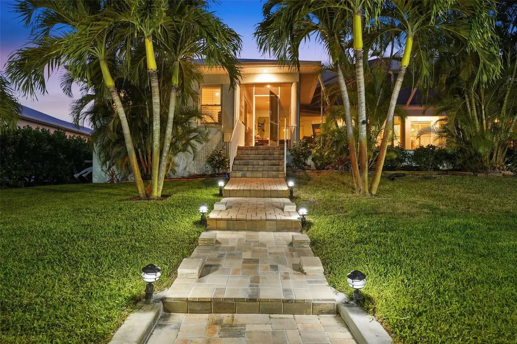 200 Capstan Drive Placida FL 33946