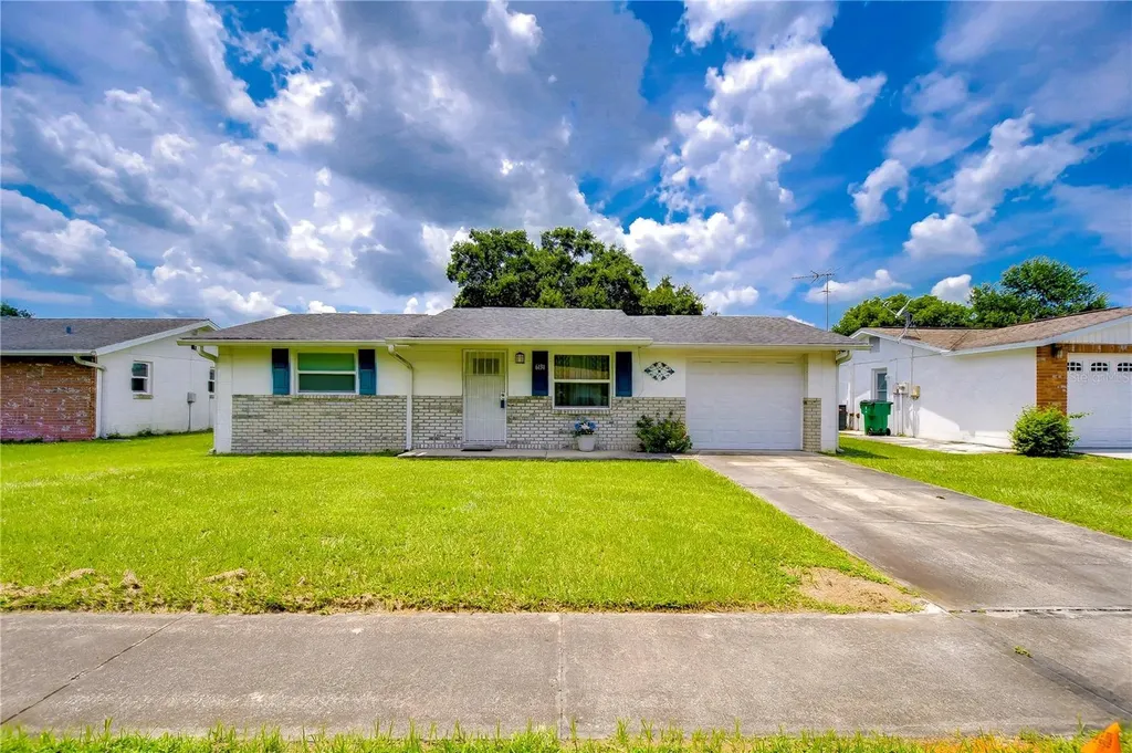 6131 19th Street Zephyrhills FL 33542
