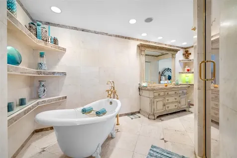 1100 Bramblewood Drive Safety Harbor FL 34695