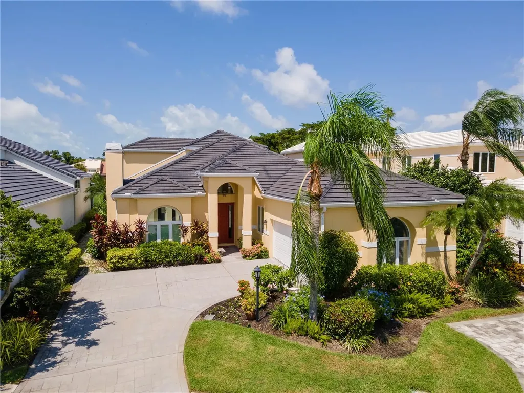 7742 Club Lane Sarasota FL 34238