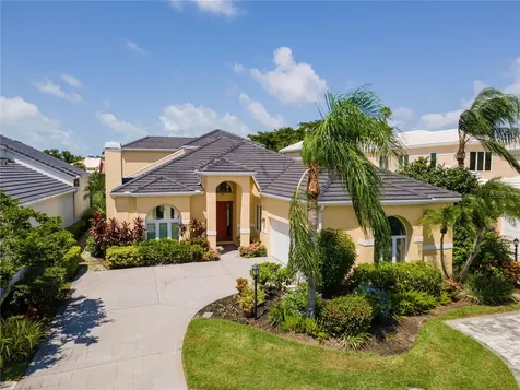7742 Club Lane Sarasota FL 34238
