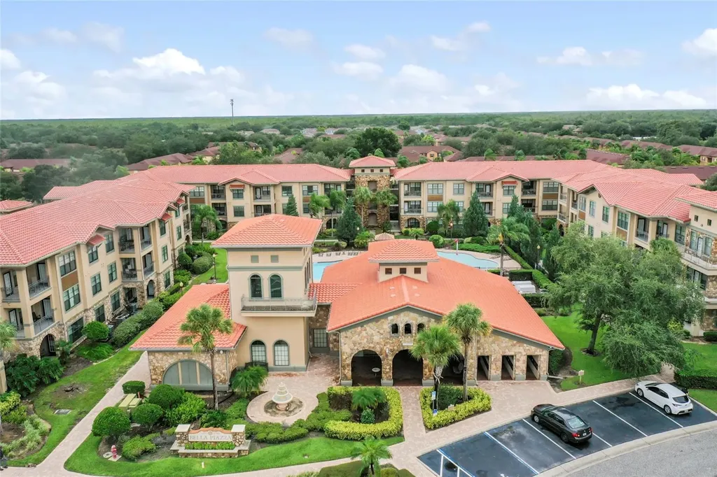 901 Charo Parkway Davenport FL 33897