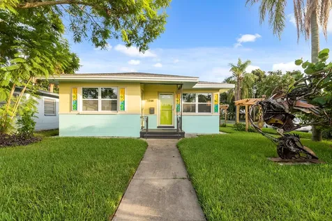 2558 2nd Avenue S St Petersburg FL 33712