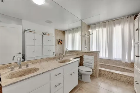 7049 Myakka Valley Trail Sarasota FL 34241