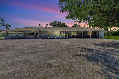 7049 Myakka Valley Trail Sarasota FL 34241