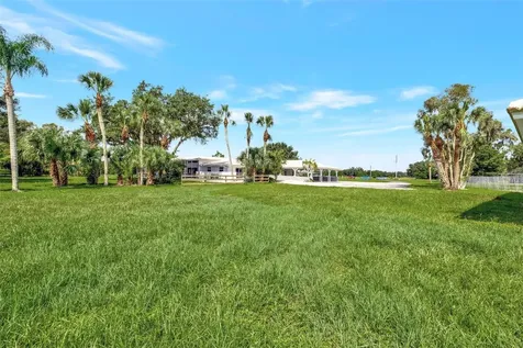 7049 Myakka Valley Trail Sarasota FL 34241