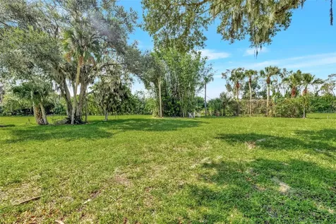 7049 Myakka Valley Trail Sarasota FL 34241