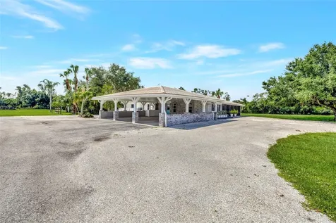 7049 Myakka Valley Trail Sarasota FL 34241