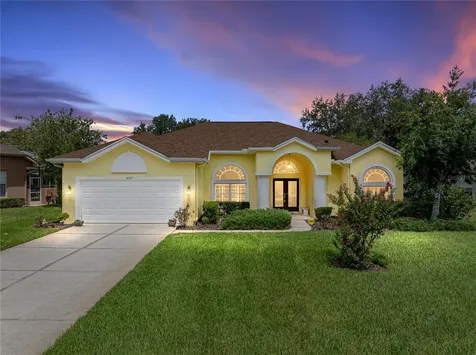 12427 Forest Highlands Drive Dade City FL 33525