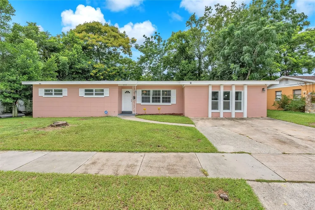 2212 Villano Avenue Orlando FL 32818