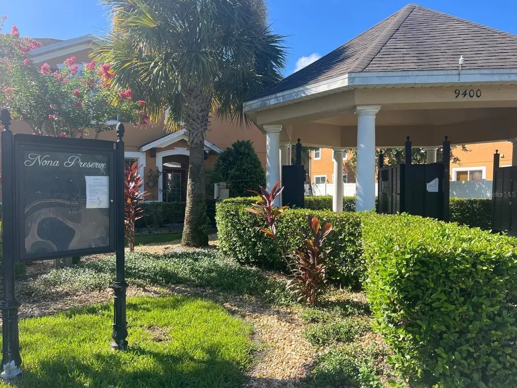 9232 Sweet Maple Avenue Orlando FL 32832