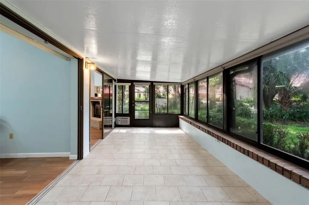 701 Clusterwood Drive Yalaha FL 34797