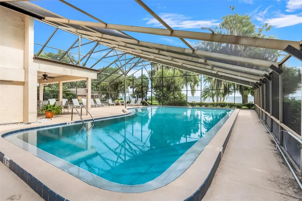 701 Clusterwood Drive Yalaha FL 34797