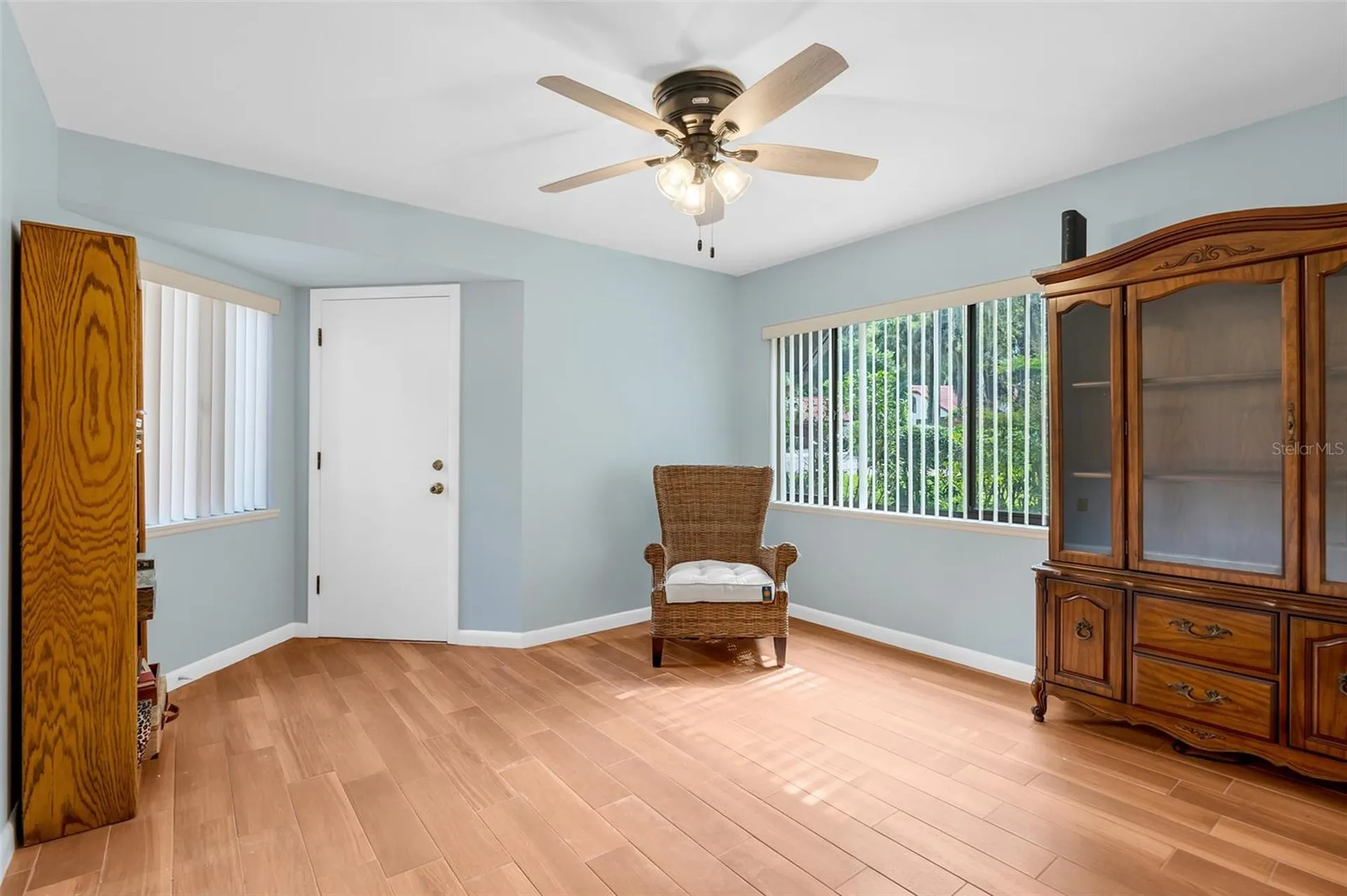 701 Clusterwood Drive Yalaha FL 34797