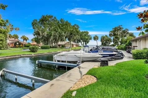 701 Clusterwood Drive Yalaha FL 34797