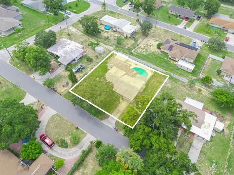 734 Osceola Avenue Lake Wales FL 33853