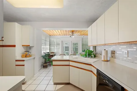 4984 48th Terrace N St Petersburg FL 33709