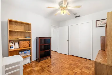 4984 48th Terrace N St Petersburg FL 33709