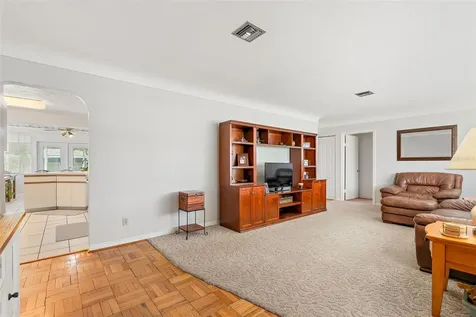 4984 48th Terrace N St Petersburg FL 33709