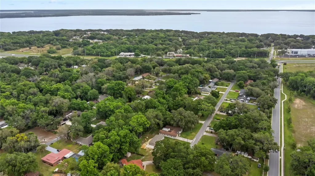 1712 Connell Road Leesburg FL 34748